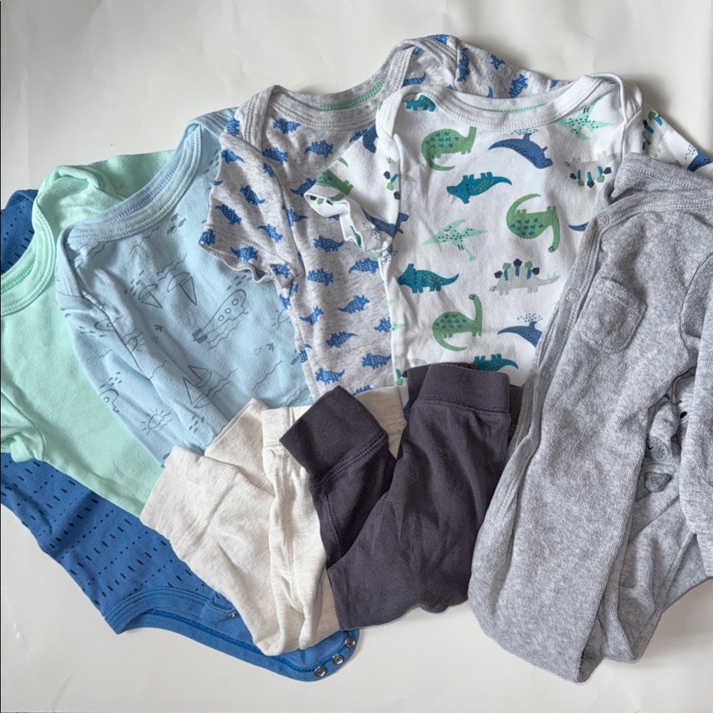 Bundle Baby Onsies sleepers pants 6-9 months green blue gray